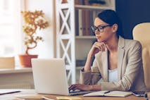 10 Success-Oriented Business Schools in the U.S. with Top Online MBAs