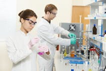 How to Apply to a Master’s in Pharmacy Abroad in 2018