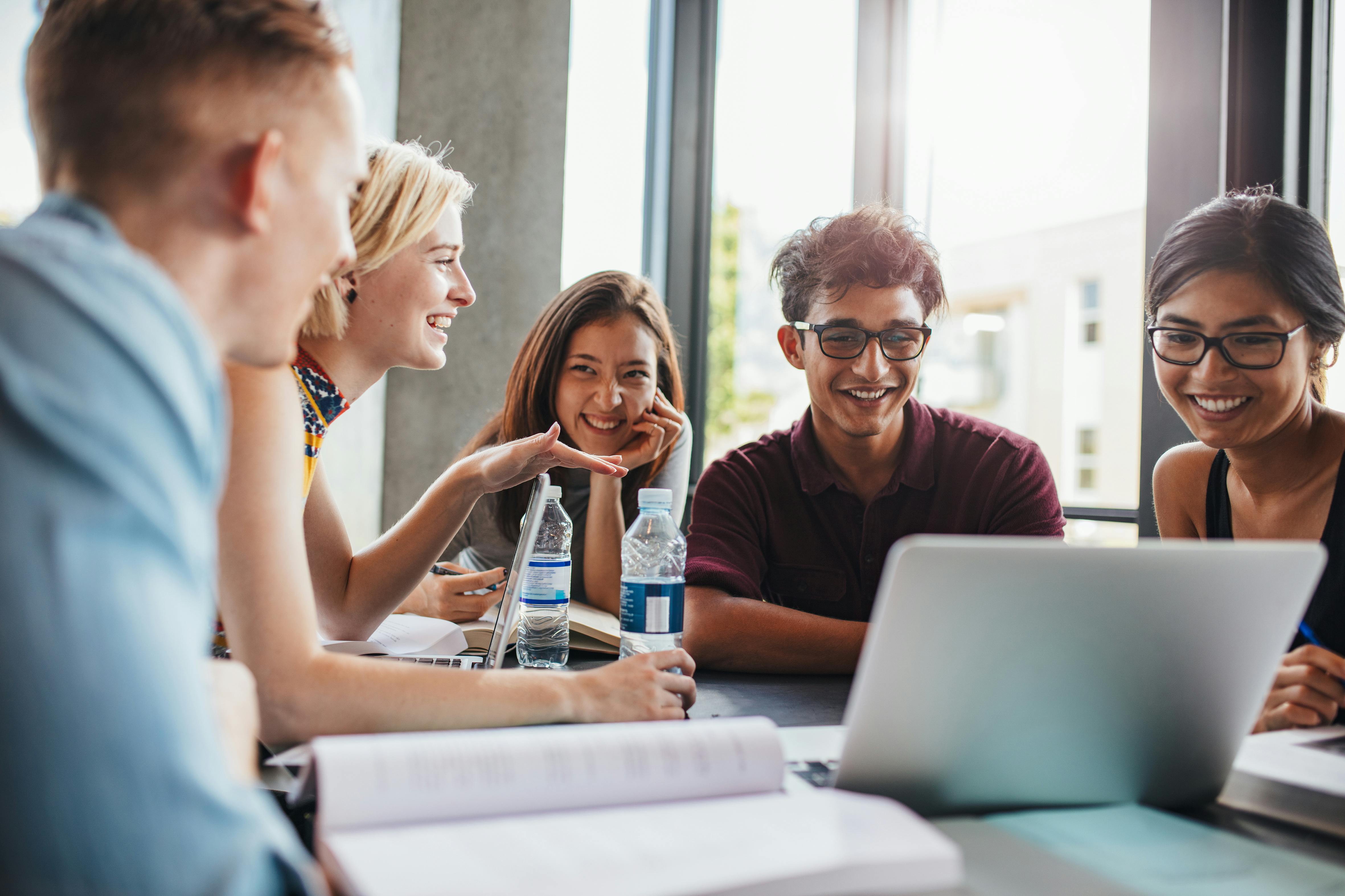 Apply for a Bachelor's abroad