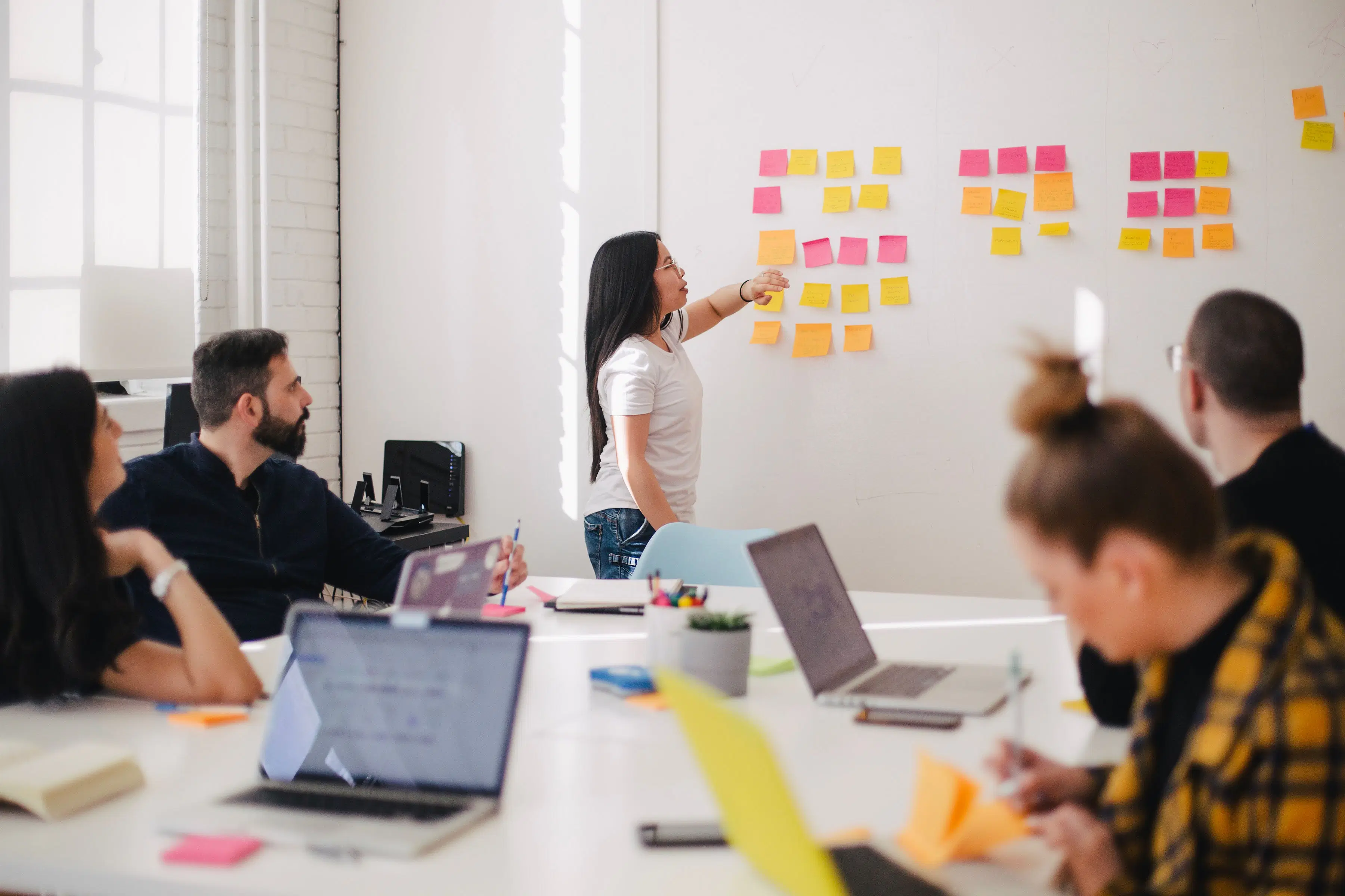 Discussing ideas during a business meeting