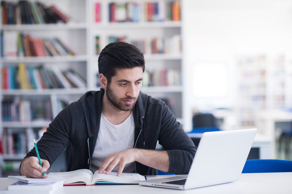 Apply to an international Master's degree