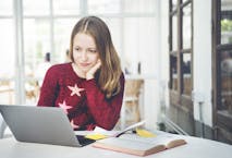 5 Reasons Why You Should Study Online