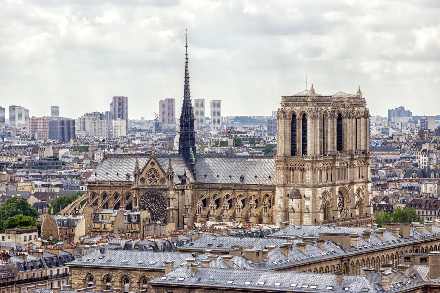 Paris view students France.jpg
