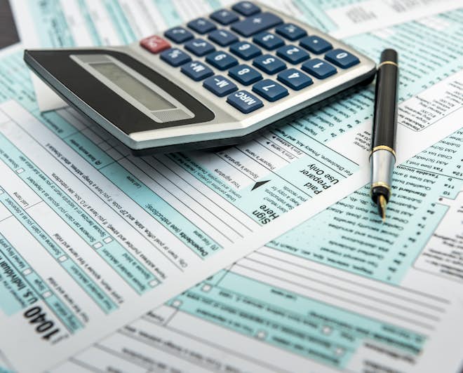 Accounting vs Finance – Which Degree to Study in 2021? - MastersPortal.com