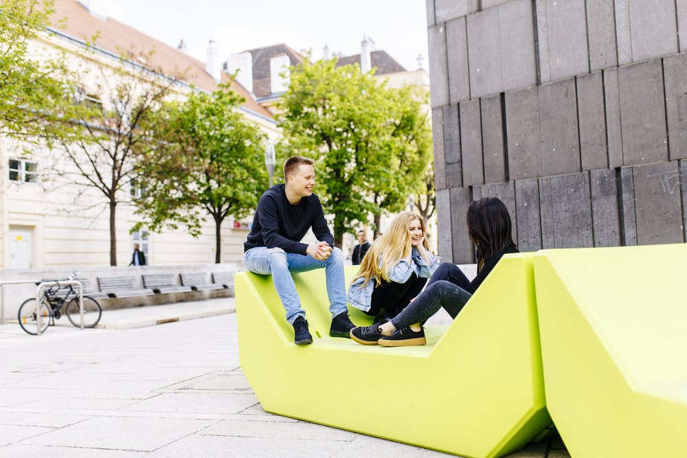 apply to a university in Austria