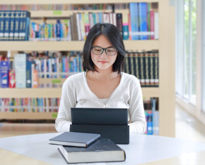 Become a Lawyer by Studying an Affordable Online Law Degree ...