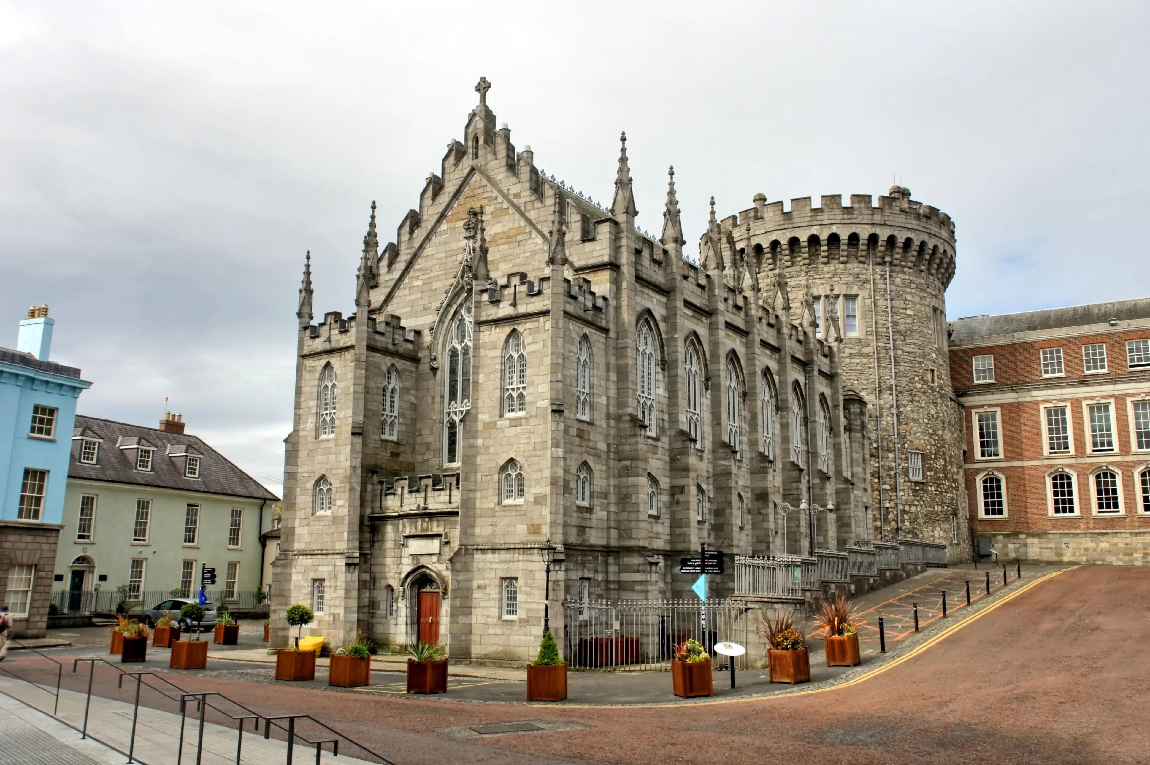 Top Study Abroad Destinations for US Bachelor's Students