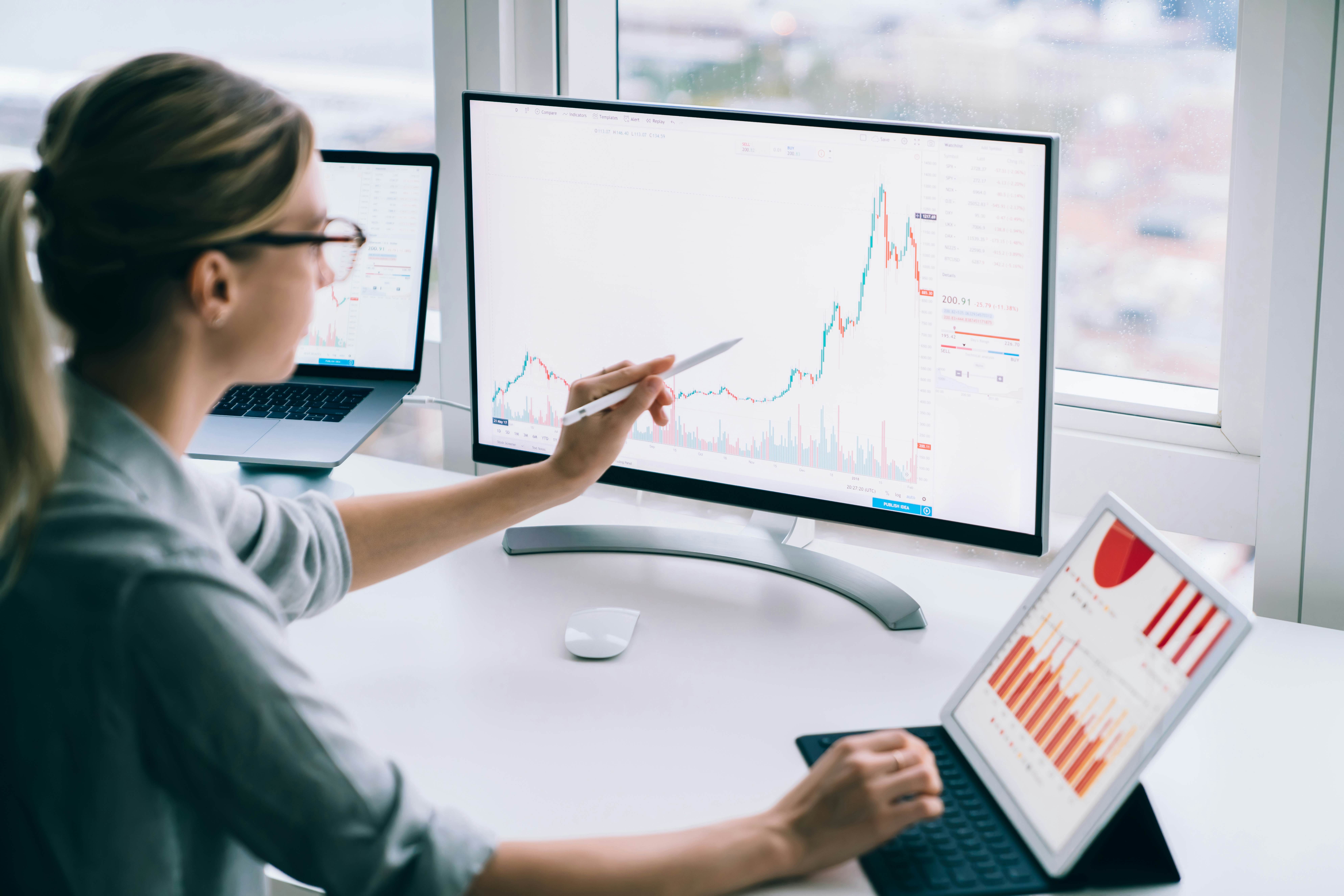 How to Become a Data Scientist