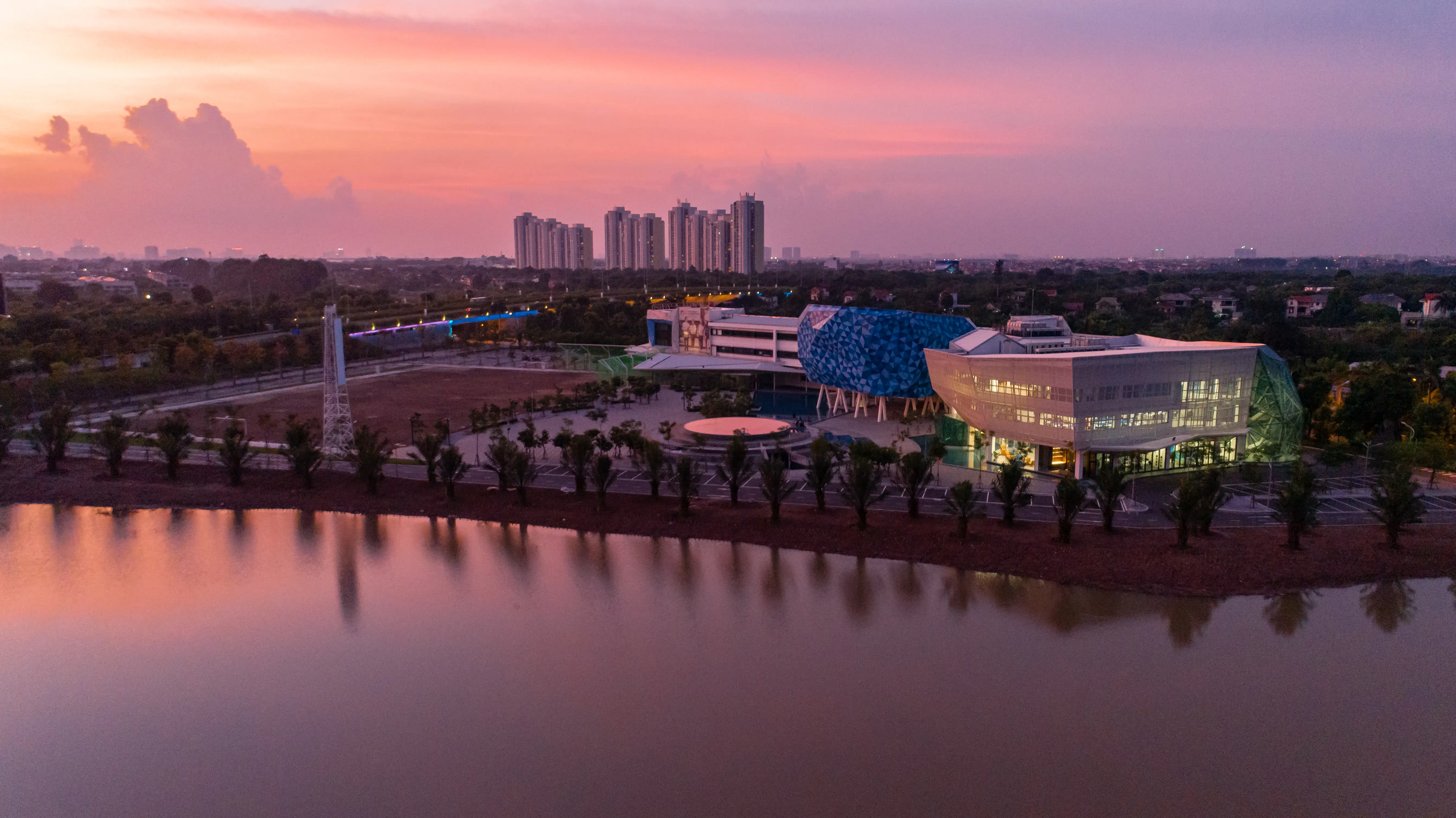 British University Vietnam (BUV)