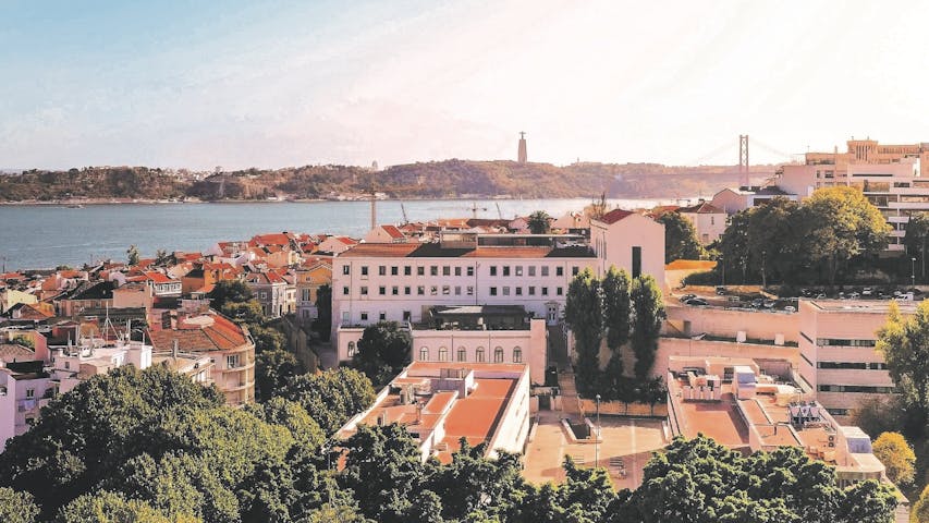 ISEG - Lisbon School of Economics and Management ...
