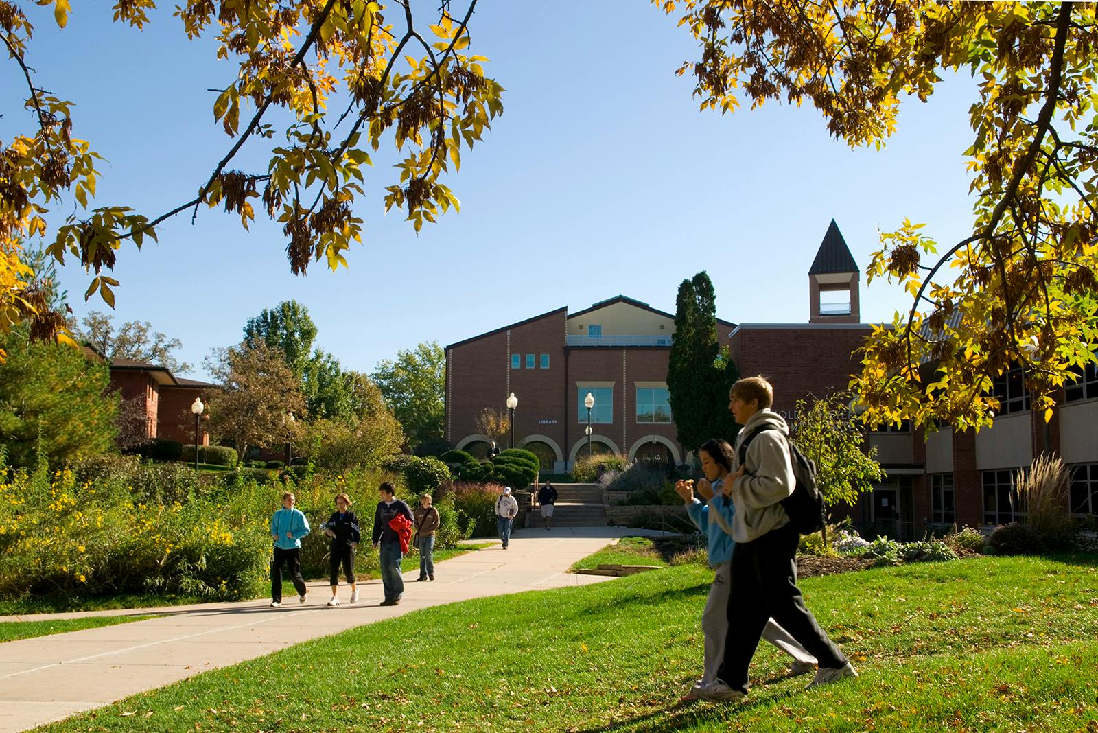 Saint Ambrose University University Info 54 Bachelors in English