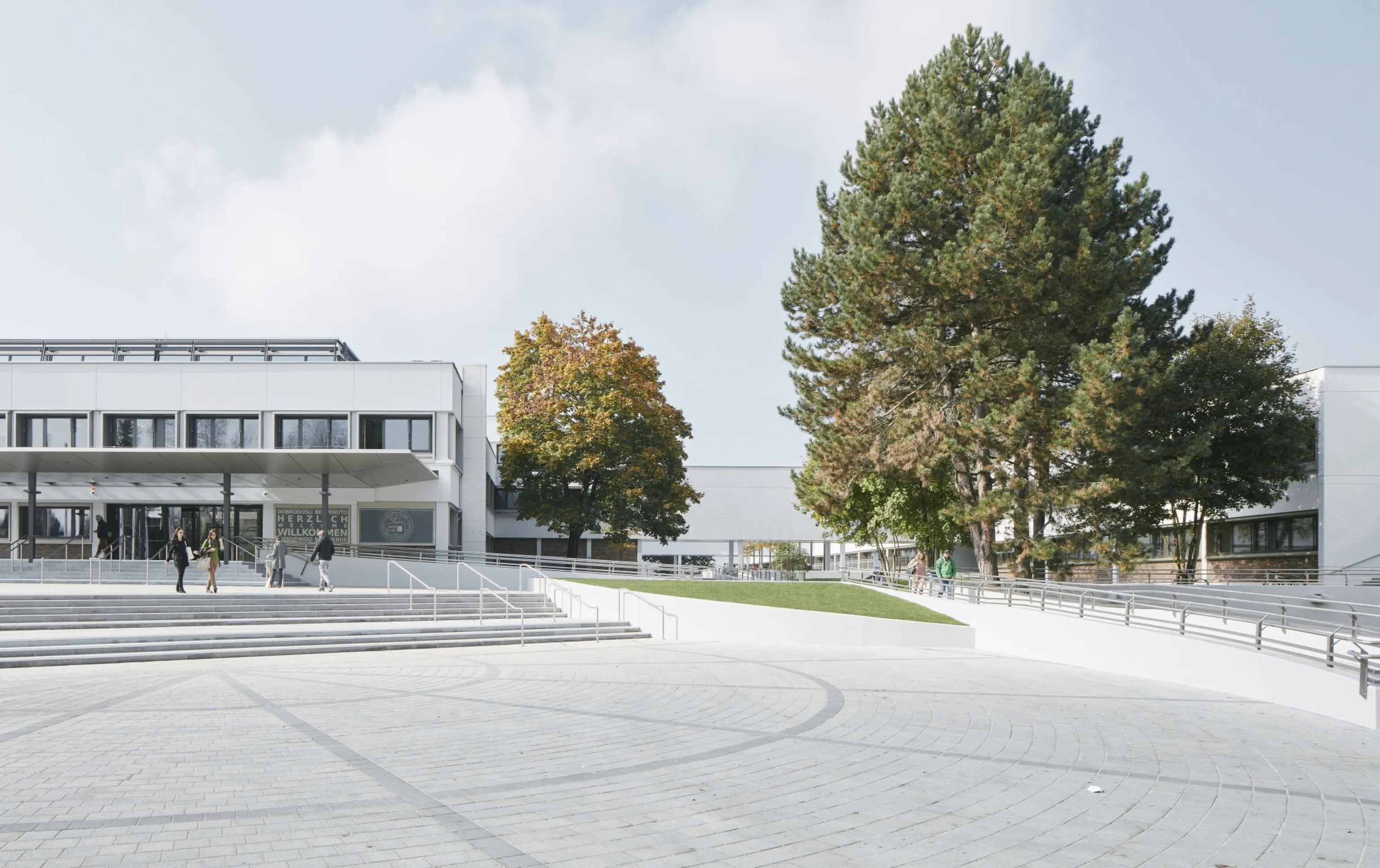 Study cover for International Management