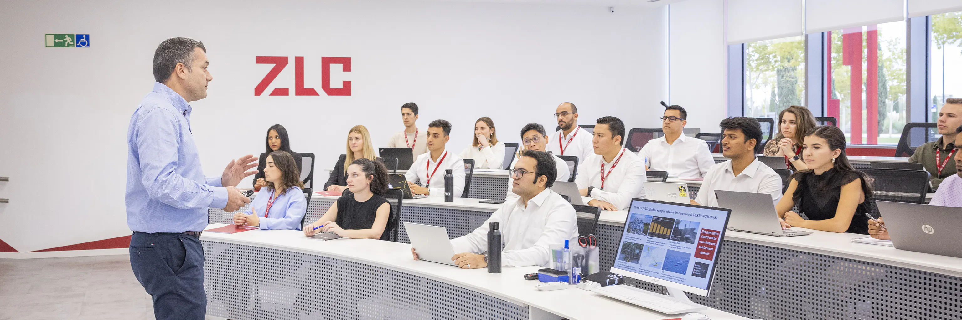 Study cover for Logistics and Supply Chain Management (ZLOGb) (Blended)