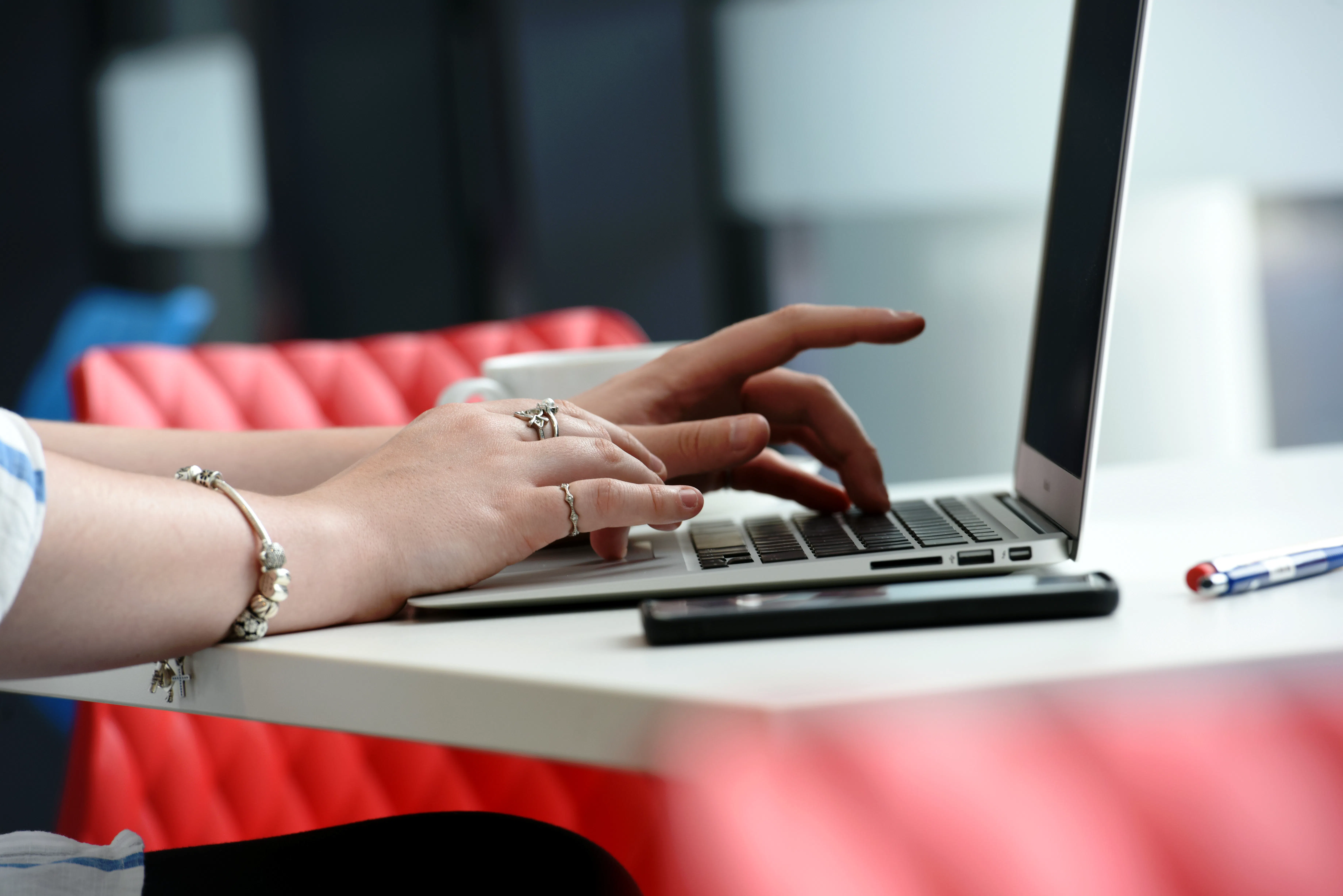 Study cover for Master of Business Administration (Online)