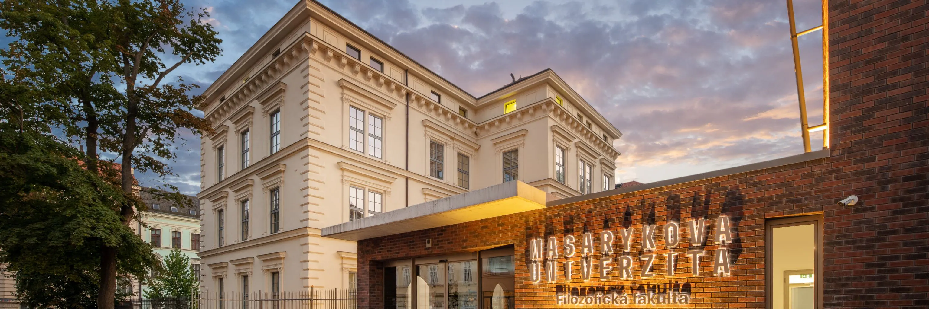 Study cover for Visual Cultures and Art History