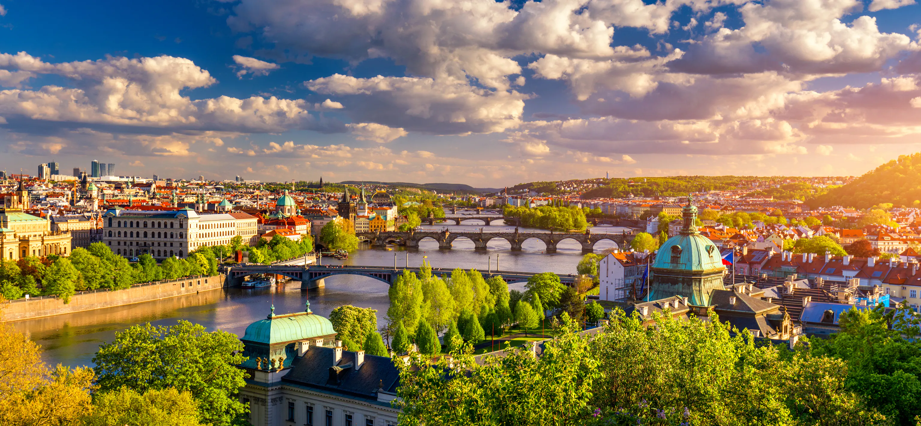 Study cover for International Economic and Political Studies (IEPS)