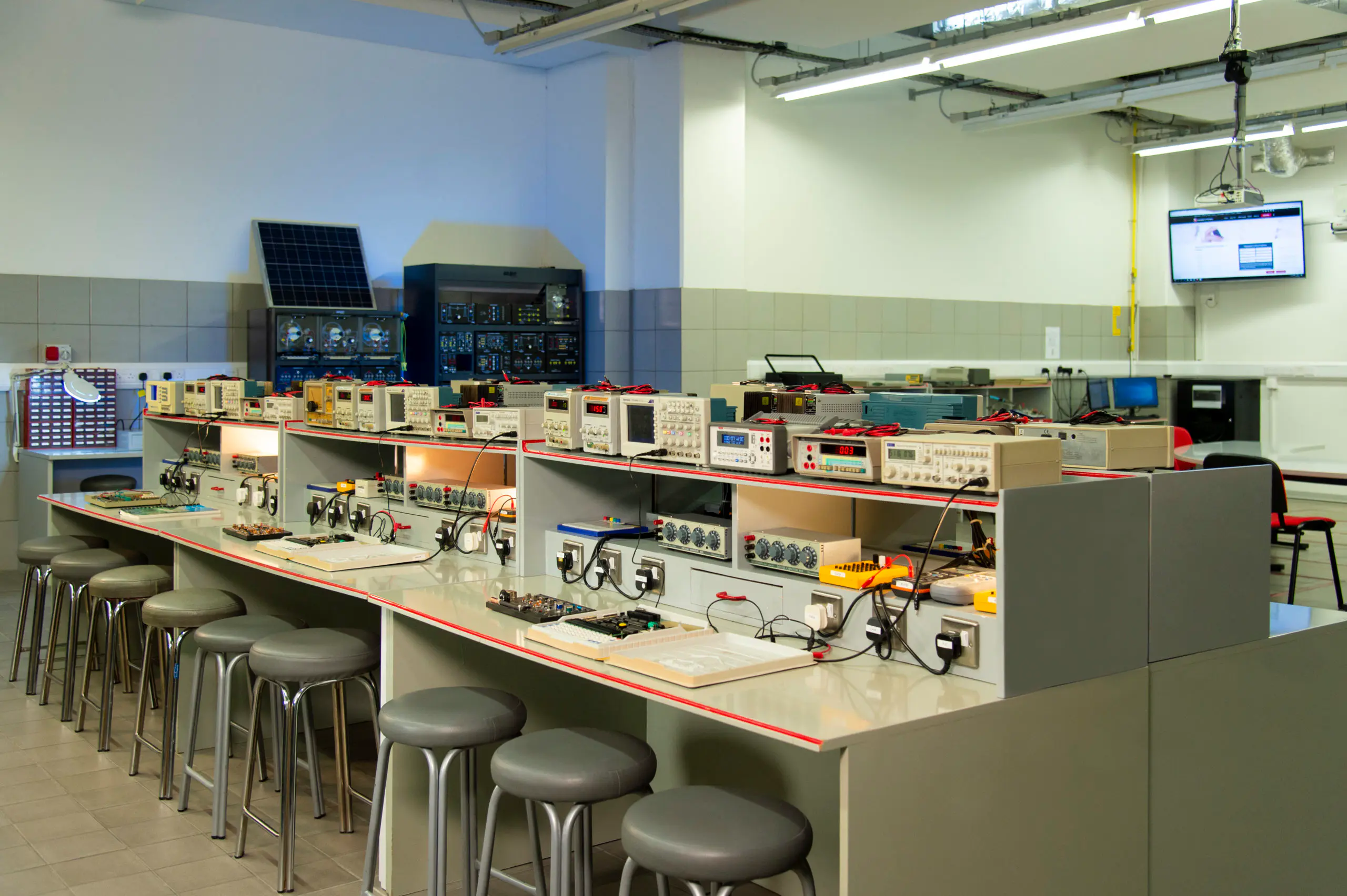 343036